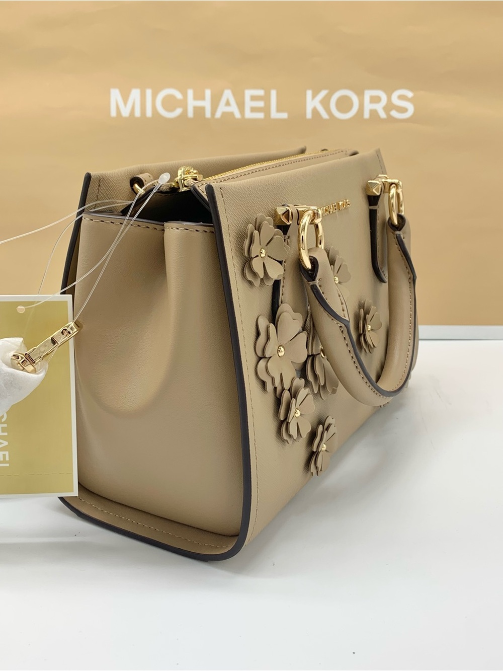 NWT Michael Kors Marilyn  Camel Floral Applique Satchel - Picture 4 of 15